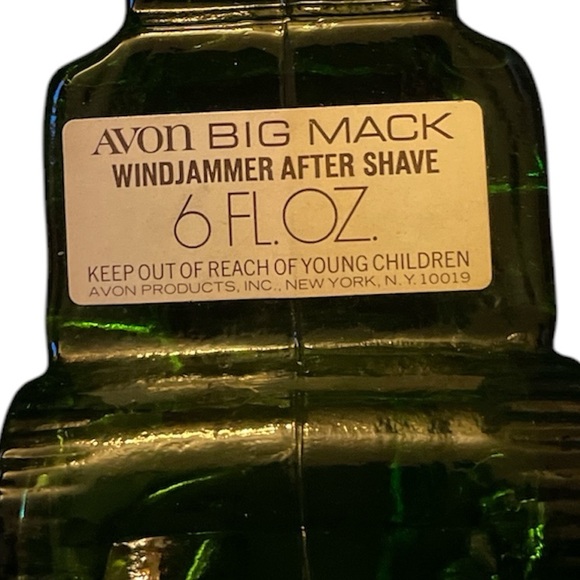 1970's Vintage AVON BIG MACK WINDJAMMER AFTER SHAVE
6 FL OZ - Picture 3 of 10